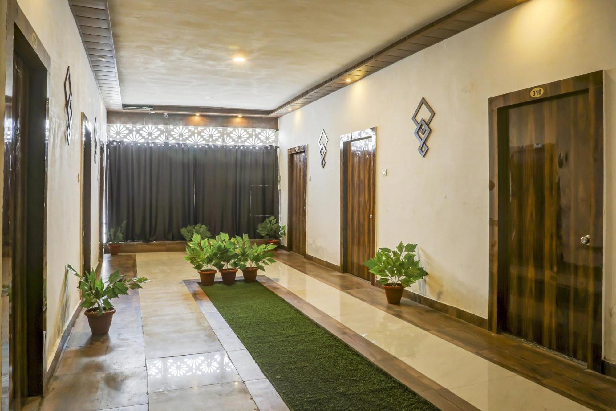 OYO 47759 Hotel Vip Kota  Exterior foto