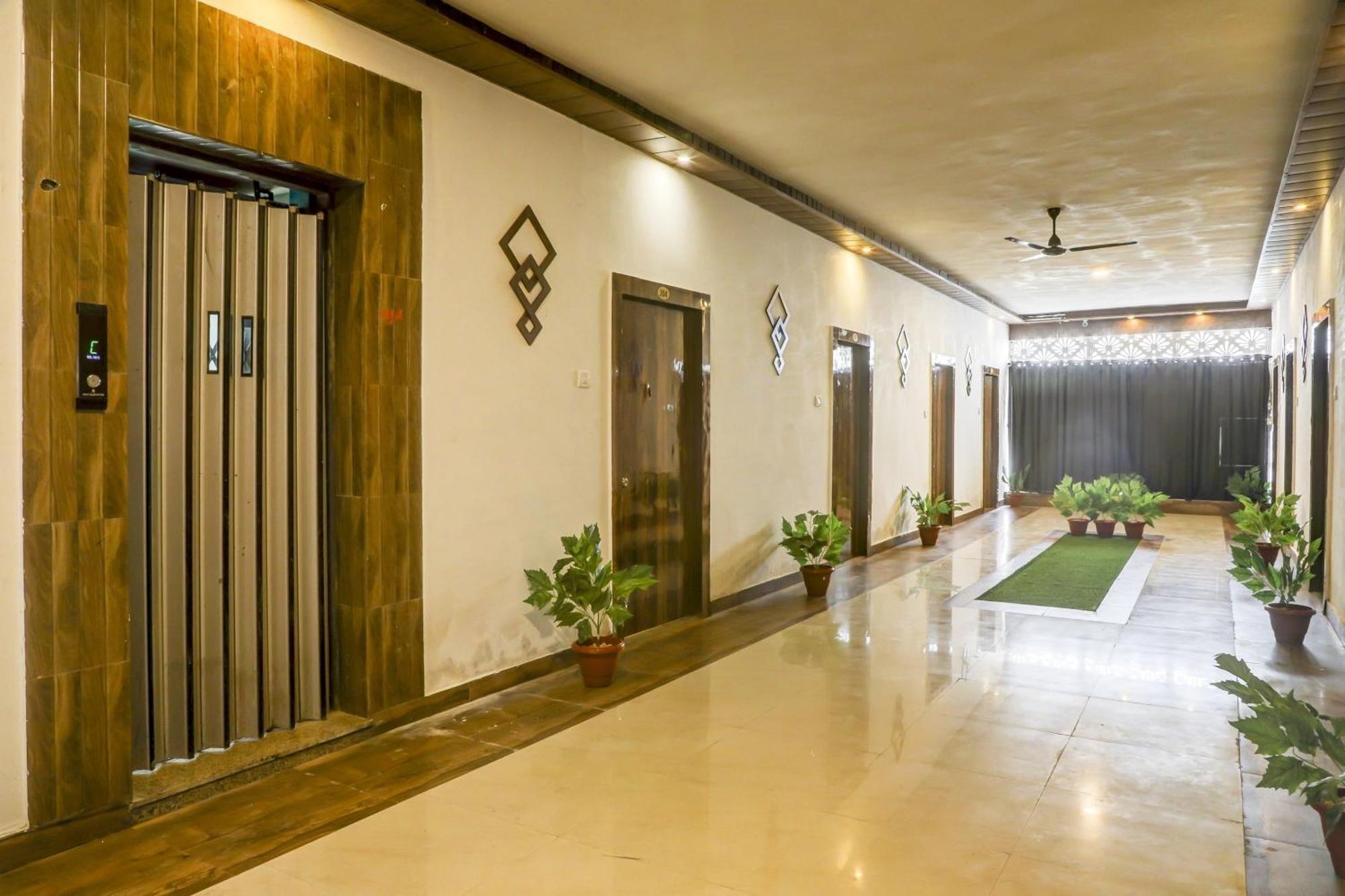 OYO 47759 Hotel Vip Kota  Exterior foto
